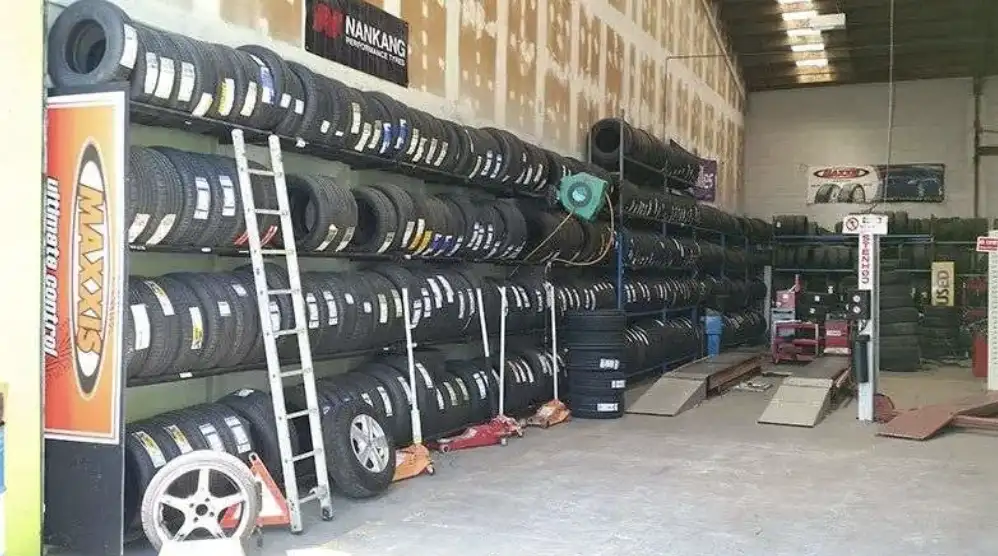 GMR Tyre Shop
